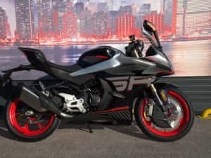 Motocicleta CFMOTO 450SR ABS '25 — miniatura 5