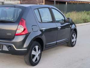 Dacia Sandero Laureate 1.5 dci an 2010 172000km import Germania model export — miniatura 3