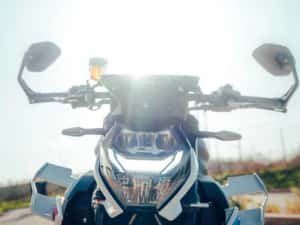 BMW M1000R 2022 FULL EXTRAS / SC Project + Arrow / 12.000 km / Impecabilă — miniatura 10
