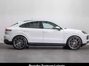 Porsche Cayenne Hibrid, 470 cp, SUV, 2024 — miniatura 7