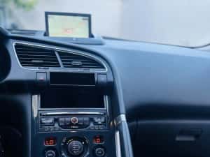 peugeot 3008 diese hibrid automata 2015 — miniatura 7