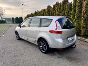 RENAULT Grand Scenic  Bose 1.5 dCi  7 locuri — miniatura 4