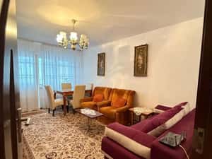Apartament decomandat cu 2 camere in Sinaia! — miniatura 3