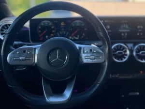 Mercedes Benz A-Class 180d Sedan AMG Line 2019, 50.000km — miniatura 3
