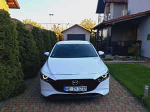 Mazda 3 Mild Hibrid — miniatura 8