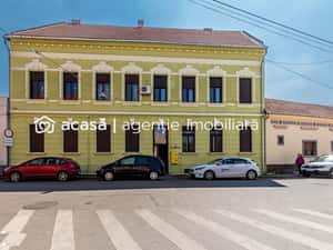 Locuință în centru | renovat | gata de locuit | Parcul Reconcilierii — miniatura 3