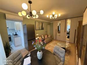 Apartament 2 camere, renovat recent — miniatura 1