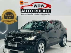VOLVO XC40 MOMENTUM PRO
