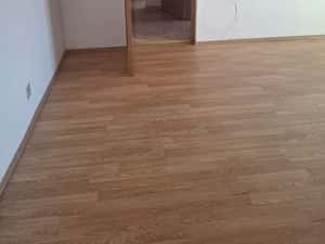 Vand apartament 3 camere Micro 3 — miniatura 2