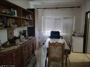 Apartament cu 2 camere, luminos cu terasa in Paleu — miniatura 3