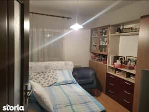 Apartament cu 2 camere, luminos cu terasa in Paleu — miniatura 4