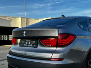 BMW 535 Gran Turismo 306 CP Benzină 2011 — miniatura 2