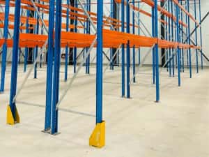 Rafturi metalice industriale sau de magazin