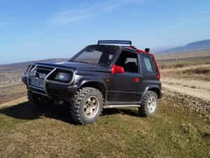 Auto Suzuki vitara — miniatura 3