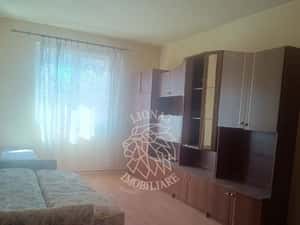 Apartament decomandat 2 camere-balcon-etaj 1-Central Zona Profi