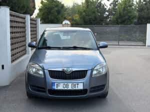 Skoda Fabia 2008 Euro 4 Benzina 200.000 KM Aer conditionat — miniatura 5