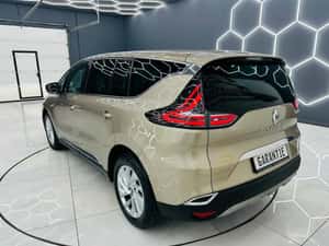 Renault Espace 2016 1.6D E6 Manuală 130 HP Diesel — miniatura 3