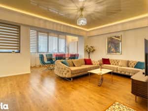 Nicolae Teclu-Metrou, Zona Verde si Liniștită, Birou de Vanzari — miniatura 5