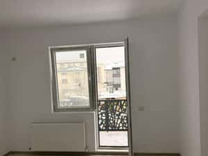 Super ofertă studio + PARCARE — miniatura 2