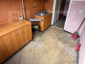 Apartament 2 camere, etaj intermediar, zona centrala — miniatura 5