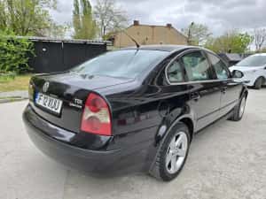 Vw Passat 2.0 TDI 140 Cp 2005 4x4 HIGHLINE Unic Propietar Ro — miniatura 3