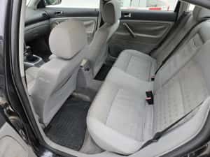 Vw Passat 2.0 TDI 140 Cp 2005 4x4 HIGHLINE Unic Propietar Ro — miniatura 7