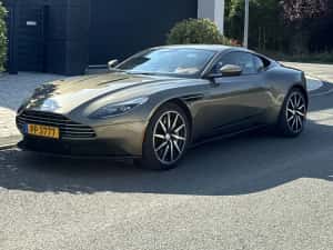 Aston martin DB11 V12 740CP variante