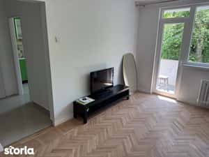 Proprietar inchiriez 2 camere zona Sun Plaza — miniatura 5