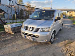 Volkswagen T5 Caravelle — miniatura 4