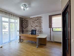 Duplex reprezentativ pentru birouri–4 camere | Recent renovat | 2 lo