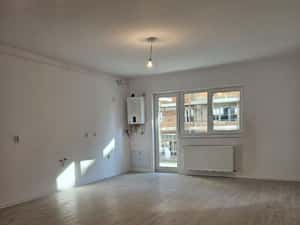 Apartament 3 camere, 2 bai, balcon generos -zona Doamna Stanca — miniatura 2