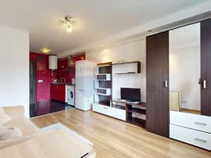 Garsonieră mobilată și utilată | Renovată | Aer condiționat | Râșnov — miniatura 5