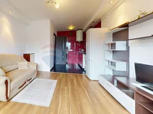Garsonieră mobilată și utilată | Renovată | Aer condiționat | Râșnov — miniatura 6