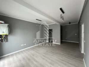 DE VANZARE – APARTAMENT CU 2 CAMERE, PARTER – ZONA TORONTALULUI SPITAL