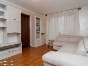 Apartament de vanzare mobilat Tudor Vladimirescu 2 camere — miniatura 3