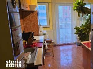 Inchiriez Apartament 2 Camere Ultracentral cu Balcon — miniatura 2