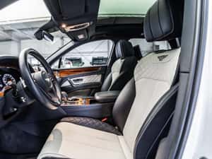 Bentley Bentayga 2018 - 608 cp - Second Hand — miniatura 3