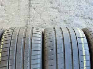 4 anvelope vara Michelin,fata 245/40/19,spate 275/35/19.Pretul este pe bucata — miniatura 10