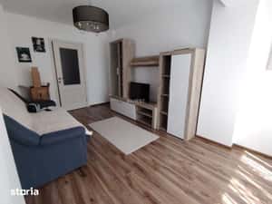 Apartament spatios cu 3 camere, decomandat, CUG — miniatura 4