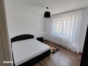 Apartament spatios cu 3 camere, decomandat, CUG — miniatura 6