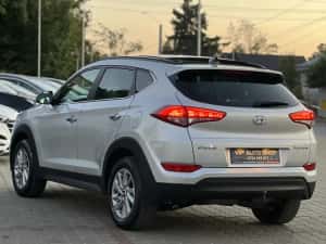 Hyundai Tucson 2016 extra FULL/ 1.7 CRDI 115 CP Euro 6/ ventilație/ LED/ încălzite/ EXECUTIVE/ PARC AUTO — miniatura 8