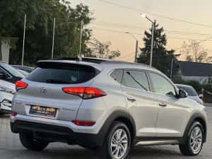 Hyundai Tucson 2016 extra FULL/ 1.7 CRDI 115 CP Euro 6/ ventilație/ LED/ încălzite/ EXECUTIVE/ PARC AUTO — miniatura 9