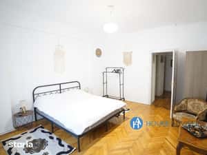 Inchiriere apartament 5 camere Romana — miniatura 5
