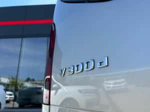 Mercedes-Benz V 300 d 237 CP RWD 9AT 2019 — miniatura 2