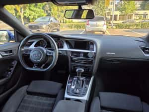 Vând Audi A5 2016, nu sunt interesat de schimburi. — miniatura 7