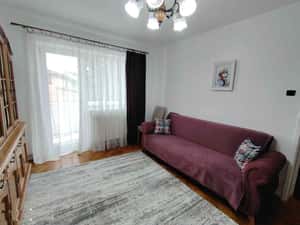 Apartament 2 camere aproape de centru — miniatura 2