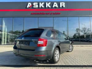Vand Skoda Octavia 2019 Diesel 1598 cmc • Sector 1, Bucuresti — miniatura 5