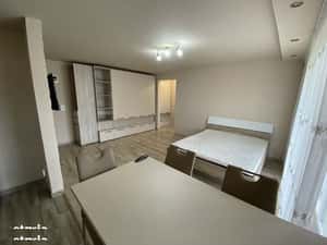 Inchiriez garsoniera / apartament 1 camera cu parcare — miniatura 3
