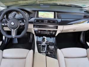 BMW Seria 5 / F10 / 2015 / Automat / 3 Butoane HuD — miniatura 5