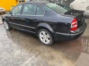 Dezmebrez Skoda superb 1  /2.5 v6/bara/far/capota/aripa/oglinda/stop — miniatura 7
